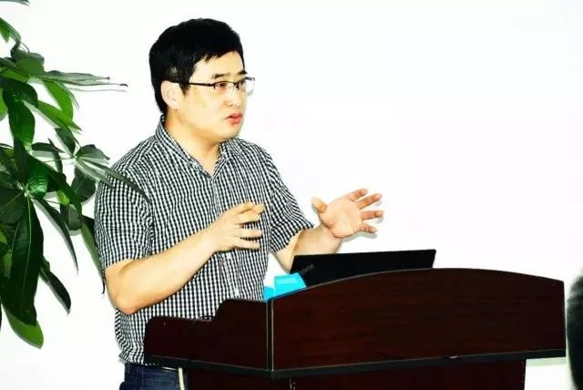 本次研讨会由集团 席白内障带教导师郭海科教授、张广斌教授领*，来自8868体育官方网站(官方)登录入口集团11名白内障带教导师参加了本次活动。福州眼科医院、爱尔康公司对本次研讨.jpg