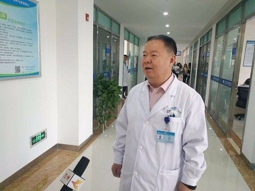 兰州8868体育官方网站(官方)登录入口院长燕振国教授在接受媒体采访时亦表示，弱视、斜视是儿童常见的眼疾，其症状有的明显，有的不明显，家长并不能及时发现。尤其是自闭症患儿，因为特殊的心里原因.jpg