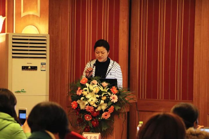 11月17日，宜昌8868体育官方网站(官方)登录入口 举办了“2017斜视与小儿眼科学术交流会”。本次交流会旨在进一步保护青少儿视力，为宜昌斜视与小儿眼科领域的临床工作者及其他相关人员搭建了相互交流的平台。进一步提升青少儿眼科医疗知识水平和 水平，推动中国青少儿视觉健康，让每个孩子都拥有一双健康明亮的眼睛。4.jpg