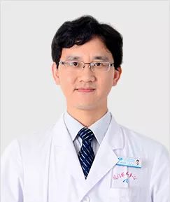 近日，根据《青年英才“双百计划”暂行办法》，中共厦门市委组织部、共青团厦门市委员会组织实施了厦门市 批杰出青年和 三批青年 创业人才计划评选工作。经过组织申报、资格审核、专家评审、现场核实及公示等程序，厦门大学附属厦门眼科中心董诺副教授和林志荣博士后获得“厦门市 三批青年 人才”称号.jpg