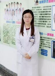2017年对我来说是值得欣喜和感恩的一年。因为这一年我幸运地入选“中国眼科医师明日之星计划”，成为小儿眼科项目的 批学员，欣喜自己得到向专家名师学习的机会，感恩8868体育网站登录入口集团给予的强大支持。11月我满怀激动和喜悦的心情启程前往厦门，走出高崎机场的那刻，厦门这座处处散发出迷人气息的城市用她春天般的阳光温暖了我忐忑的心1.jpg