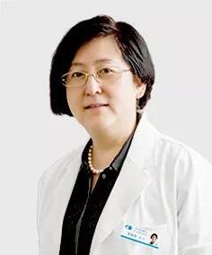 3月27日美国眼底病医生Karl Csaky来到厦门眼科中心进行学术交流和指导，为厦门眼科中心带来了环球 的眼底病医治理念和技术。作为考验眼科医院综合实力的眼底病诊疗一向是厦门眼科中心学术、科研发展的重要对象。在交流开场，厦门眼科中心总院长黎晓新对远道而来的美国医学专家表示热烈的欢迎。她说，专家不辞辛苦来到中国，向我们分享丰富的临床经验和高明的医疗技术，帮助医院提*医疗技术水平，希望医生们能以此次交流为契机，积极、认真地向专家学习5.jpg