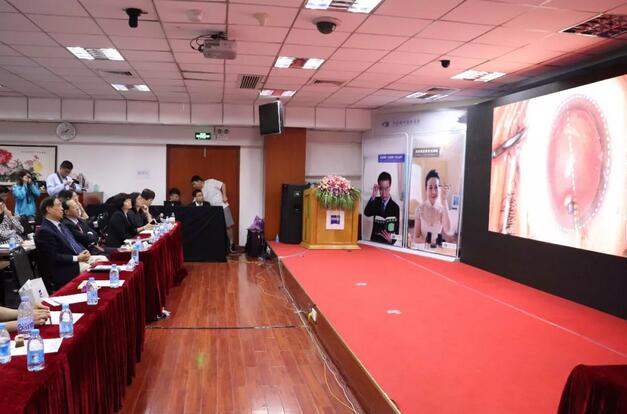 福建省 批三焦点老视手术中心及屈光白内障手术中心落户8868体育网站登录入口集团本部厦门眼科中心5.jpg