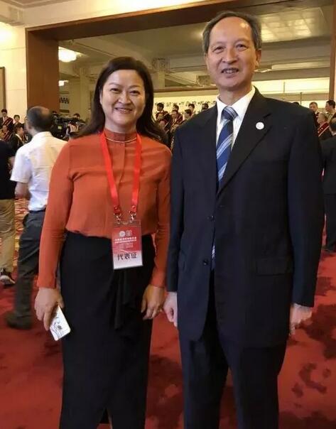 8868体育官方网站(官方)登录入口集团潘美华医生作为福建省医师代表受邀赴京参加首届“中国医师节”庆祝大会2.jpg