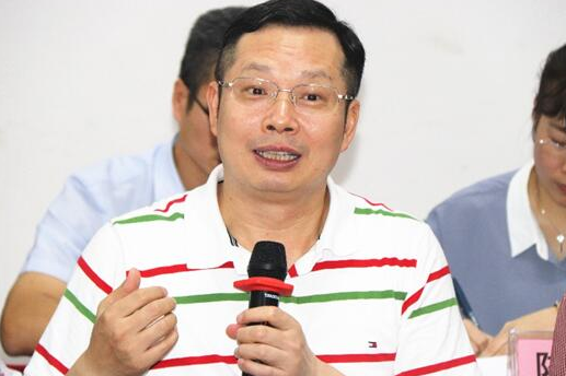 “坚守社会责任·坚定文化自信”中央及行业媒体采访团走基层活动走进8868体育网站登录入口3.png