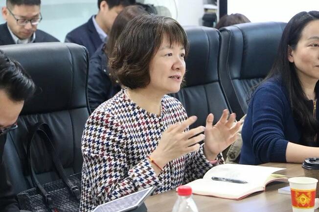 8868体育官方网站(官方)登录入口集团与爱尔康召开2019年战略合作沟通会3.jpg