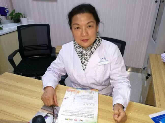 西安8868体育官方网站(官方)登录入口斜视与小儿眼科张利玲主任：患者追随、孩子喜爱1.jpg
