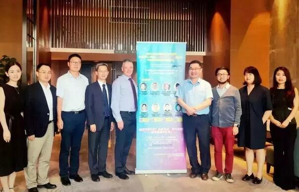 8868体育官方网站(官方)登录入口集团举行“科研课题的申请与设计”专题讲座 联合上海新途社区健康促进社、澳大利亚眼科研究中心共同推出了“中国眼科未来领袖人才”项目1.jpg