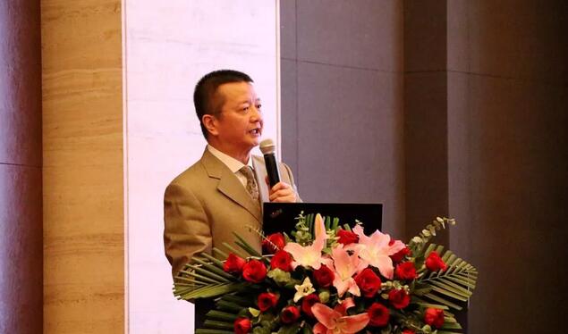深圳8868体育官方网站(官方)登录入口举行2019深圳眼屈光手术新技术暨屈光性白内障临床实践学术会议2.jpg