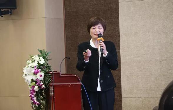 4月19日8868体育网站登录入口眼屈光学组会议暨青岛8868体育官方网站(官方)登录入口第四届高峰论坛圆满召开11.jpg