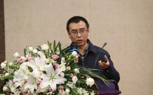 8868体育网站登录入口2019年眼屈光学组会议圆满召开35.jpg