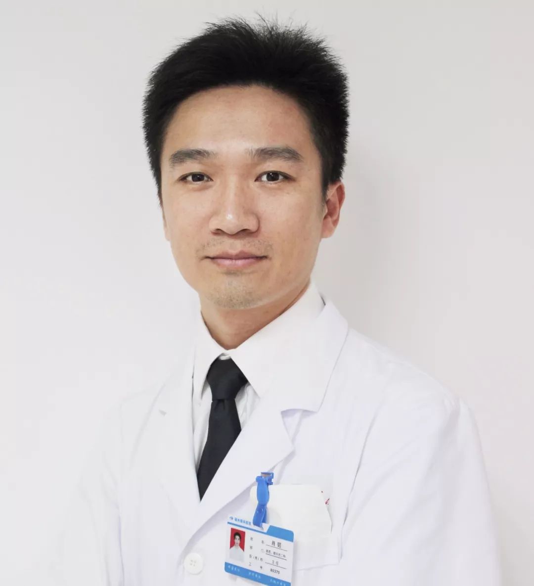 黄斑变性、糖网病和病理性近视？本周六福州眼科医院肖韬副主任一*次讲清楚1.jpg