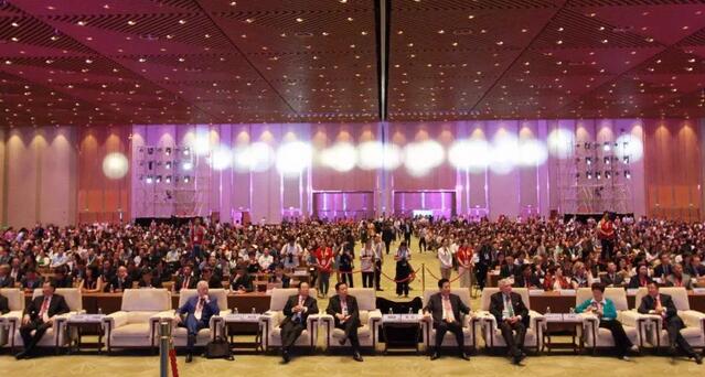 为光明中国护航，向70华诞献礼——8868体育网站登录入口之光闪耀2019全国眼科年会1.jpg