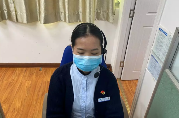 不一样的一线，一样的坚守——8868体育网站登录入口集团本部厦门眼科中心守护爱与光明8.png