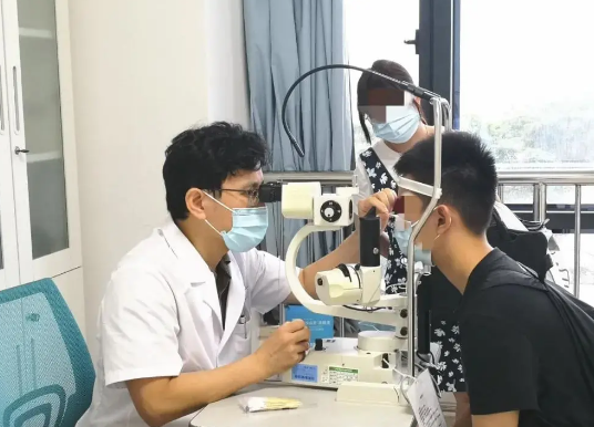 脱颖而出！厦门大学附属厦门眼科中心林志荣博士喜获2020年福建省杰出青年科学基金3.png