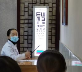 徐州复兴眼科医院联合鼓楼区交警大队开展“感恩有你，与EYE同行”眼健康体检活动2.png