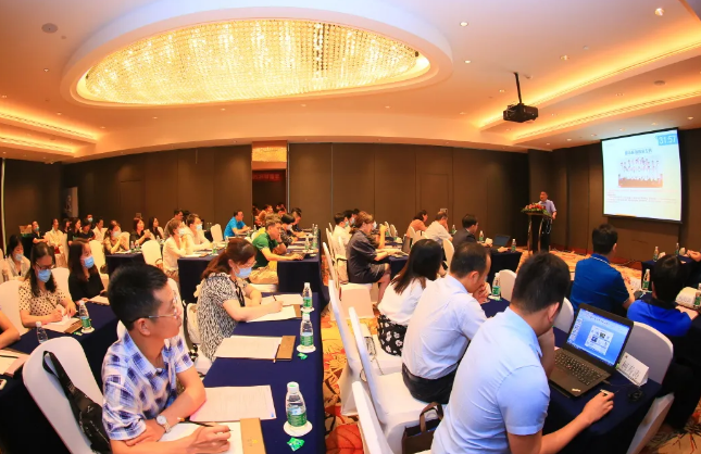 8868体育网站登录入口2021 年眼表学科发展研讨会暨干眼诊疗论坛在厦召开2.png
