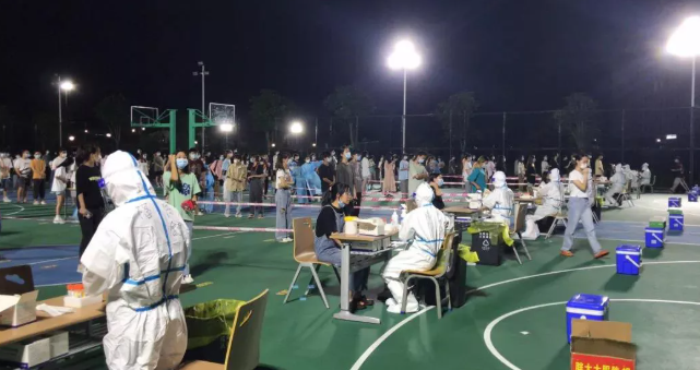 不负使命！8868体育网站登录入口援莆医疗队凯旋归来，荔城区委书记到场送别6.png