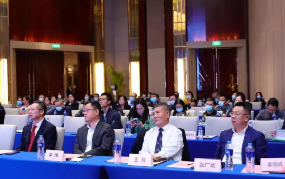 群贤“云”集，放“眼”未来——20218868体育网站登录入口高峰论坛成功举行1.png