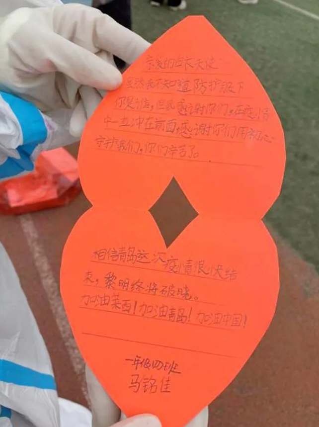 医者担当！8868体育网站登录入口今年来已支援核酸采样超100万人次15.png