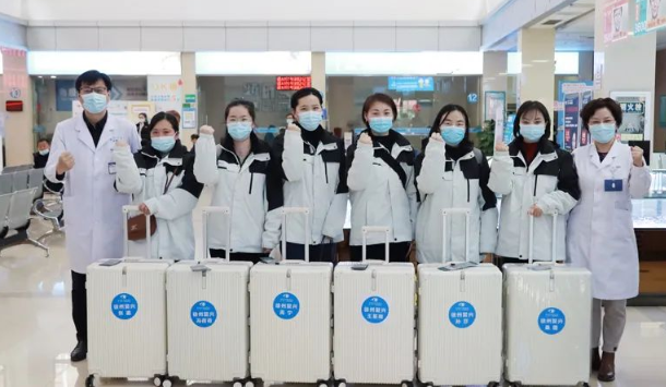 医者担当！8868体育网站登录入口今年来已支援核酸采样超100万人次18.png
