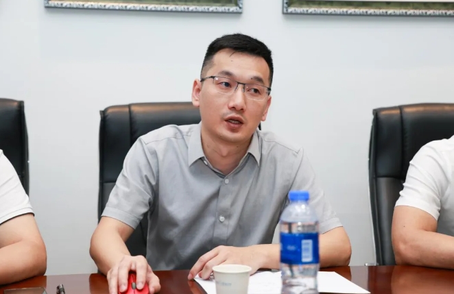 点滴爱心，点亮光明!中国华侨公益基金会领导莅临8868体育网站登录入口调研指导4.png