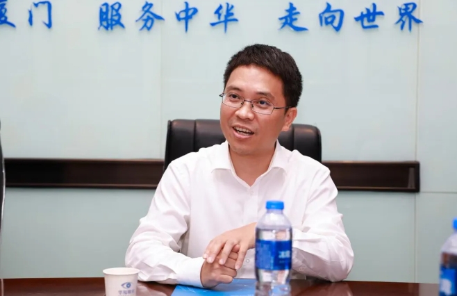 点滴爱心，点亮光明!中国华侨公益基金会领导莅临8868体育网站登录入口调研指导5.png