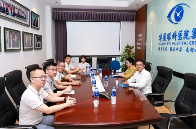 点滴爱心，点亮光明!中国华侨公益基金会领导莅临8868体育网站登录入口调研指导7.png